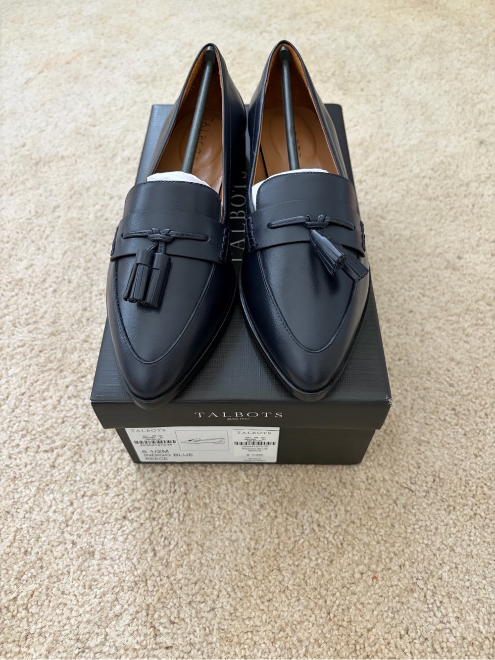 NWT Talbots Women’s Navy Leather Tassel Loafers